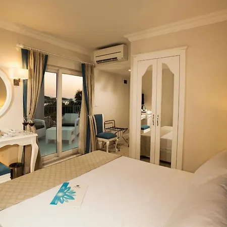 Ξενοδοχείο Zena Bodrum 2*